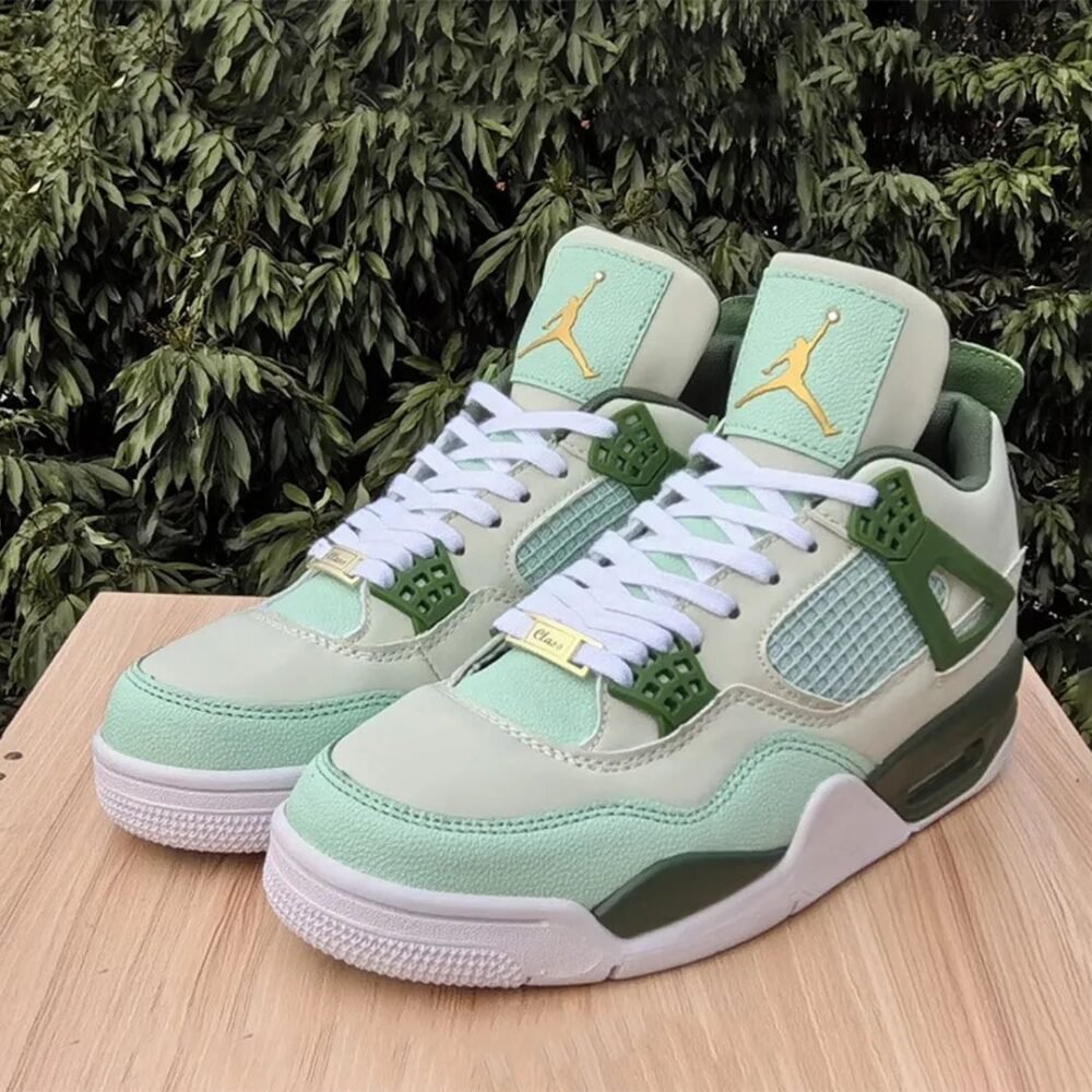 Nike Air Jordan 4 First Class