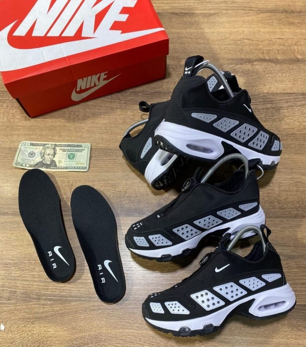 Nike Airmax SNDR Black White