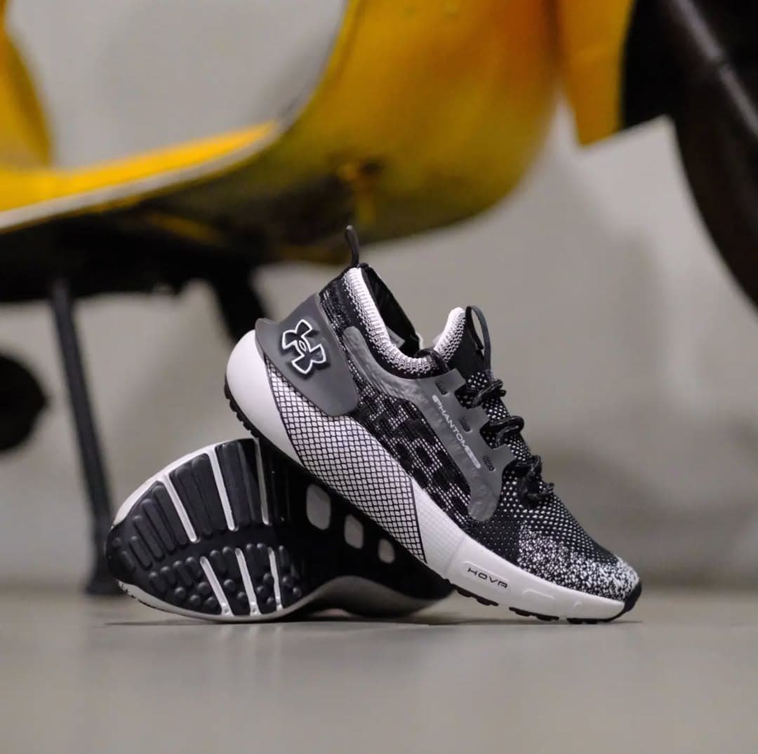 7A Quality Under Armour HOVR Phantom 3 SE Elevate Black Halo Grey - Image 5