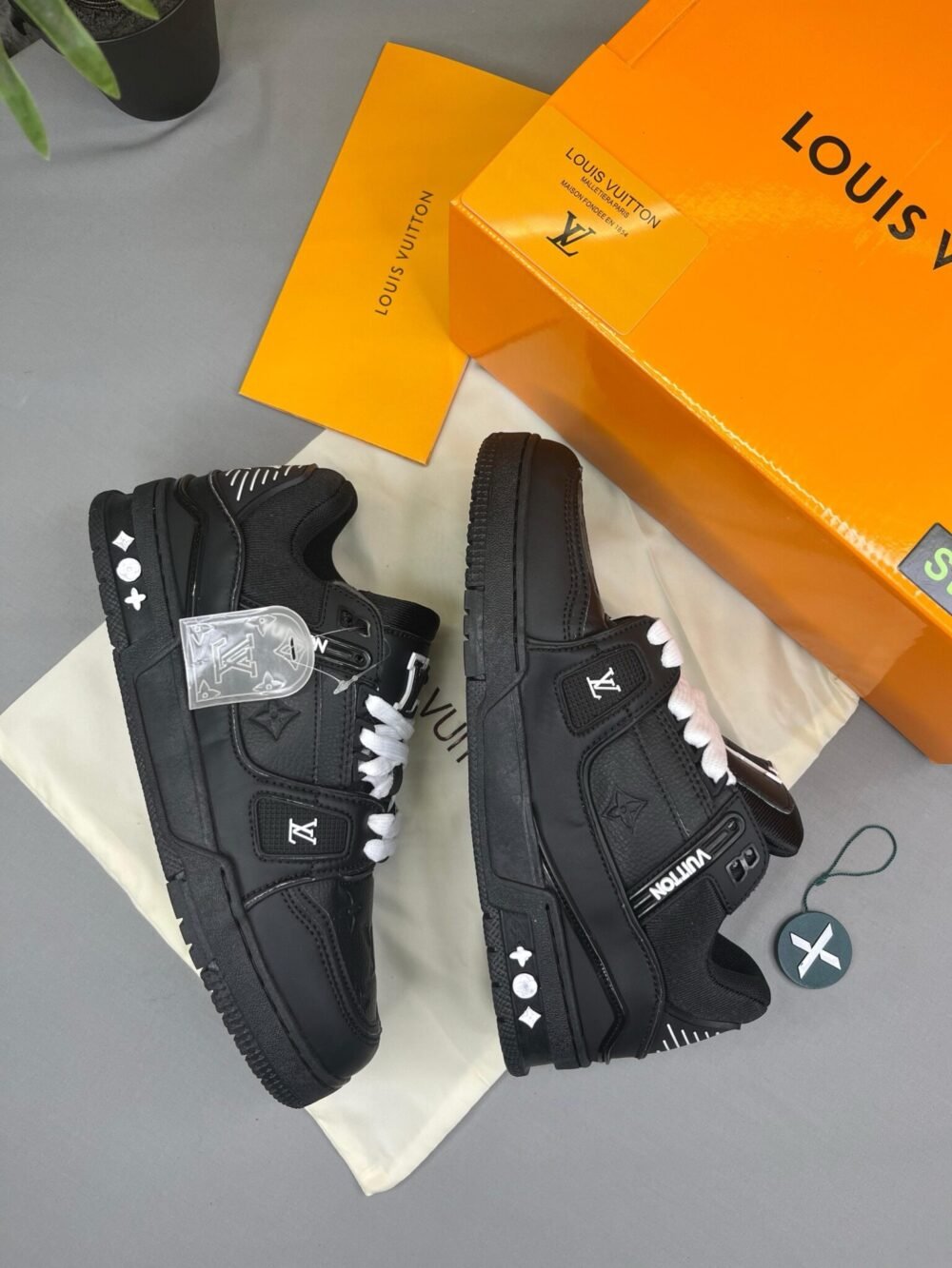 Louis Vuitton Trainer Full Black