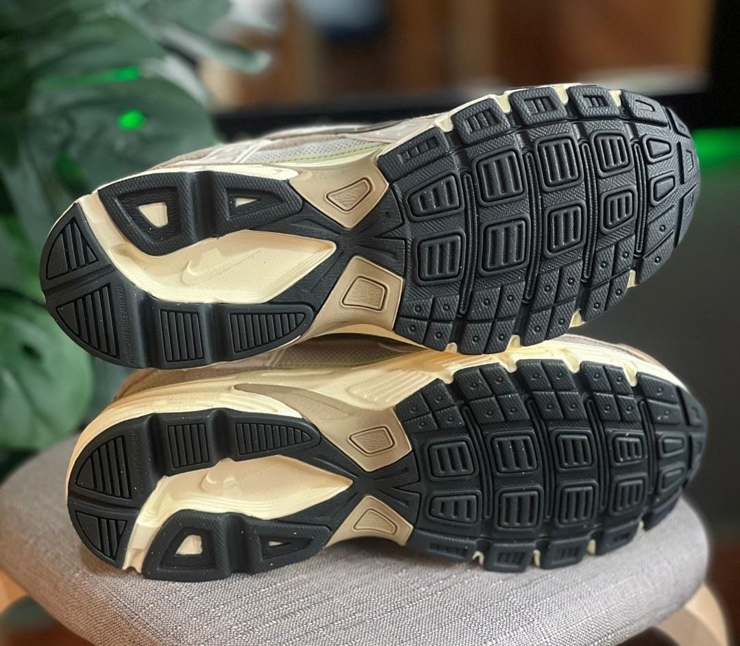 High Quality Nike Initiator Light Bone - Image 8