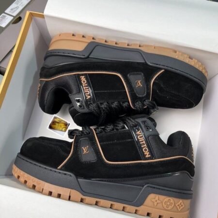 Louis Vuitton Trainer Maxi Black Gum