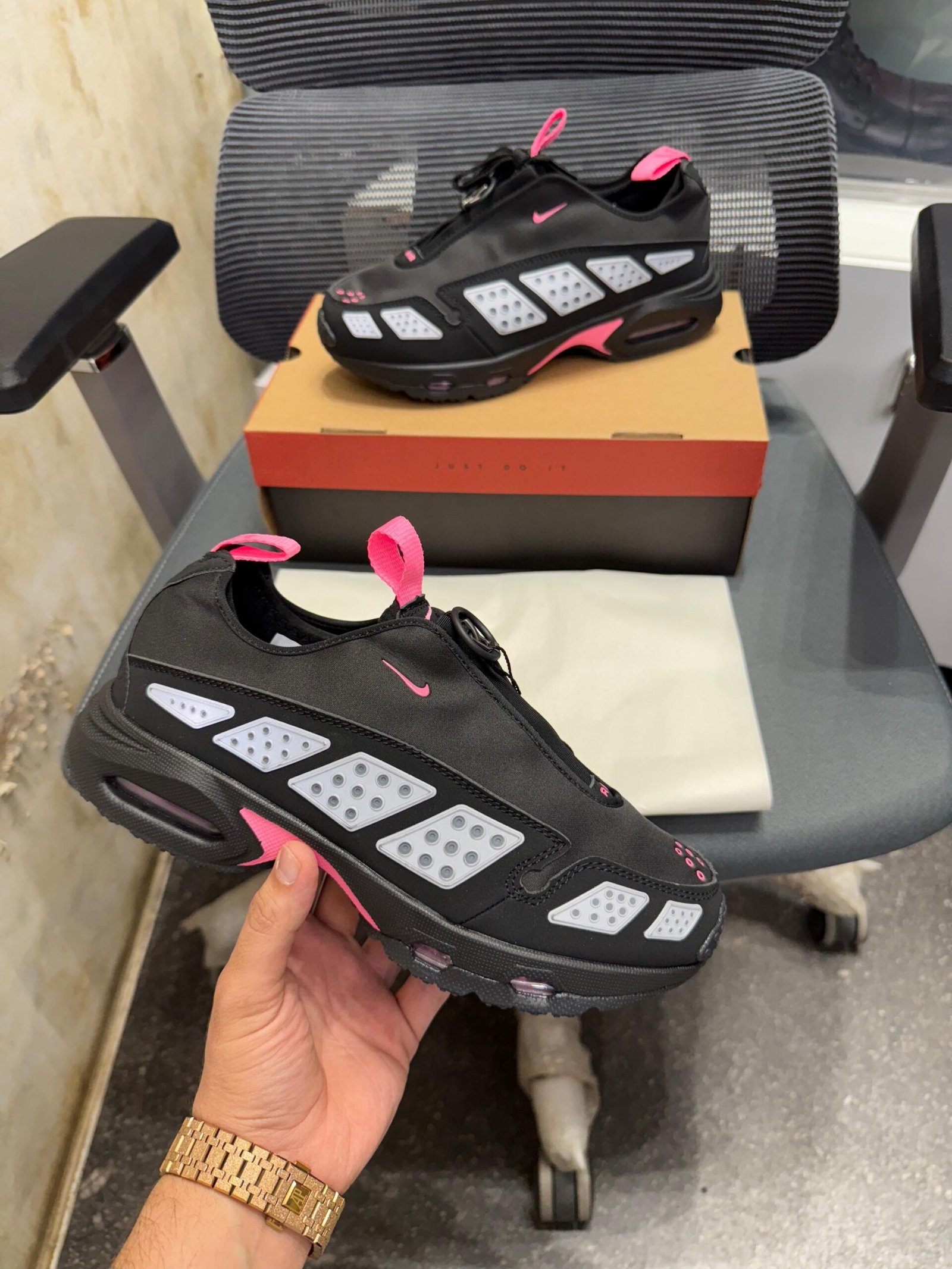 Premium Quality Nike Airmax Sunder Black Pink 2025 - Image 2
