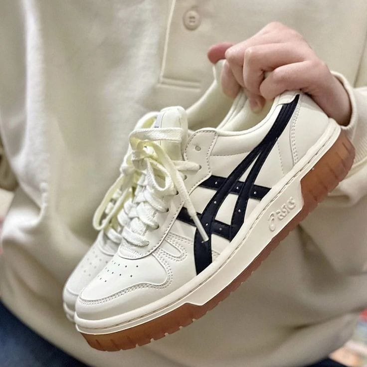 Buy First Copy Asics Onitsuka Tiger Court MZ White Black Gum Shoes Online India