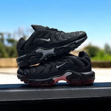 Buy First Copy Nike Airmax Plus Metallic Black Silver Shoes Online India