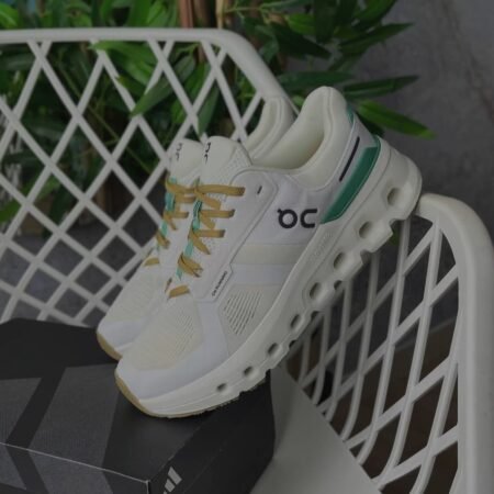 First Copy On Cloud Runner 2 Undyed Green