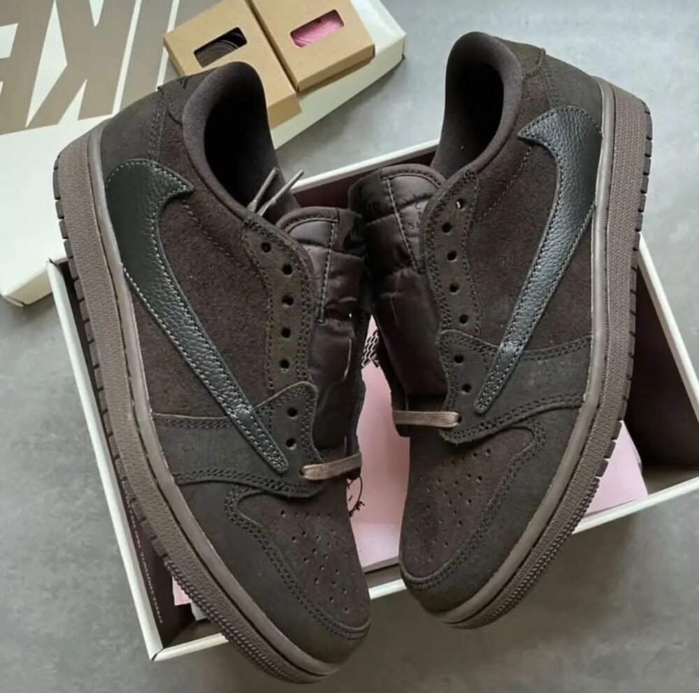Air Jordan 1 Low Travis Scott Velvet Brown Legit - Image 3
