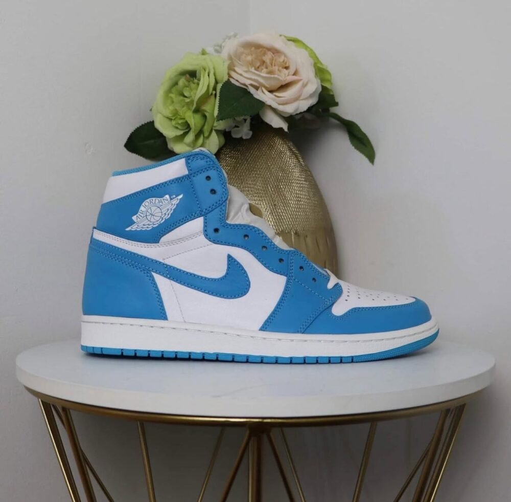 Nike Air Jordan 1 Retro High OG UNC Semi UA - Image 3