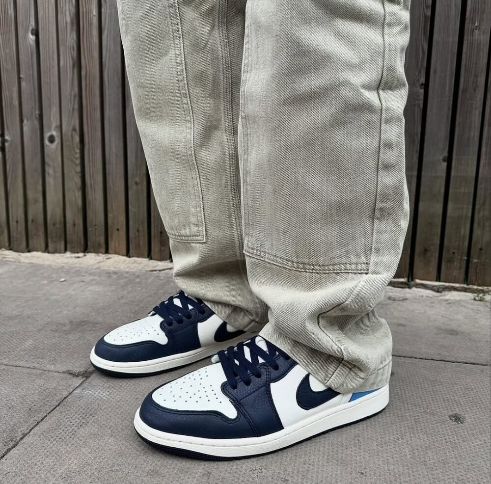 Air Jordan 1 Low OG Obsidian - Image 5