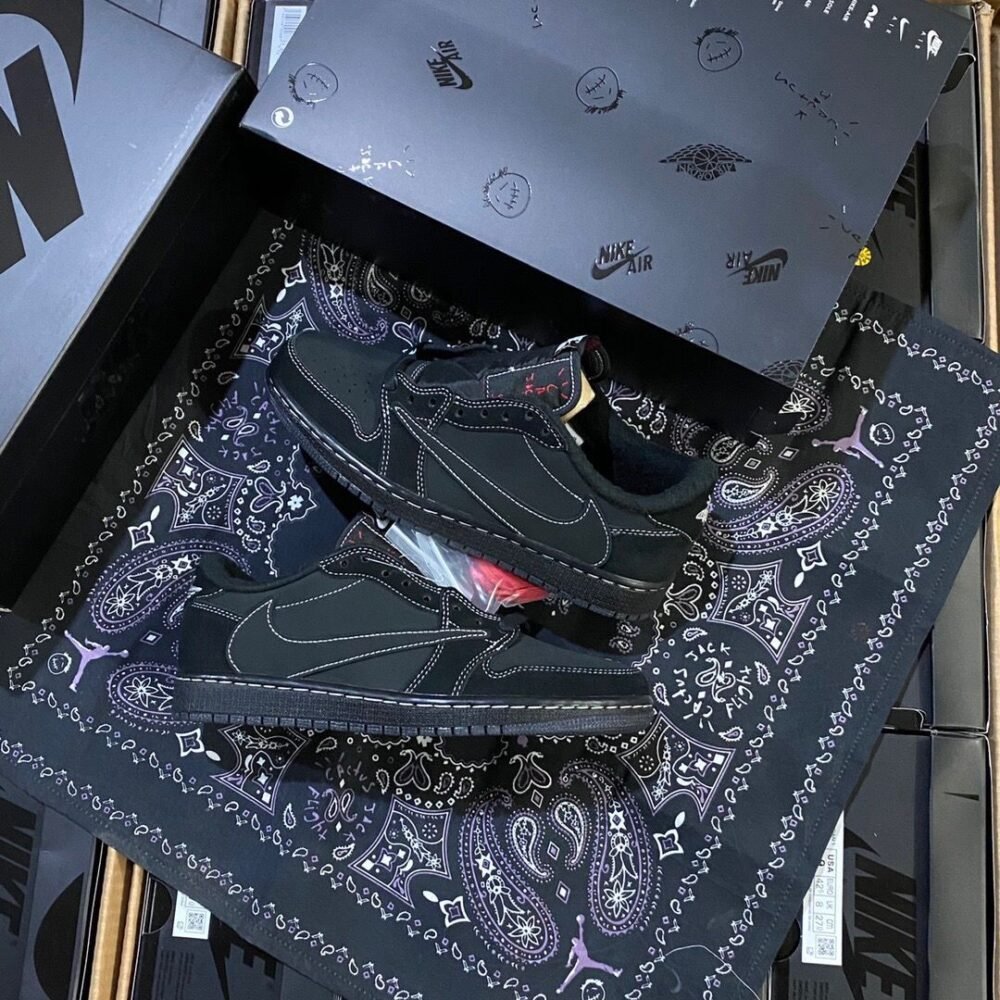 Nike Travis Scott x AJ1 Low Black Phantom SEMI UA