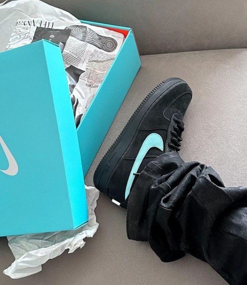 Nike Airforce 1 X Tiffany SEMI UA - Image 2