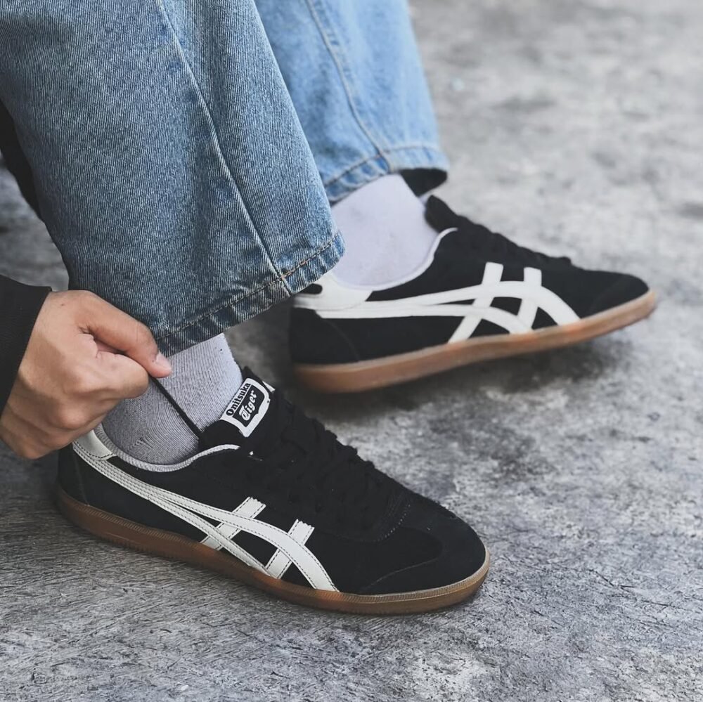 Onitsuka Tiger Tokuten Black White - Image 4