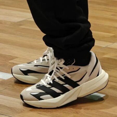 Adidass men's lightblaze sneakers beige