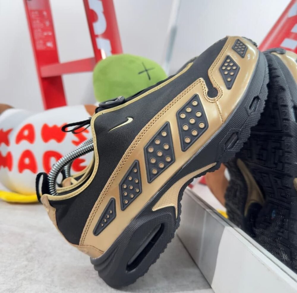 Nike Airmax SNDR Black Metallic Gold - Image 5