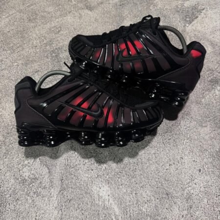 Nikee shox TL Black Red Thermal colour change s