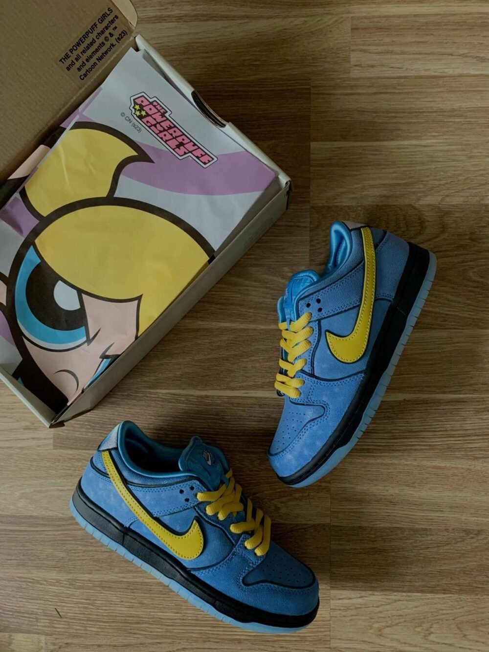 NIKE SB DUNK LOW THE POWER PUFF BUBBLES - Image 3