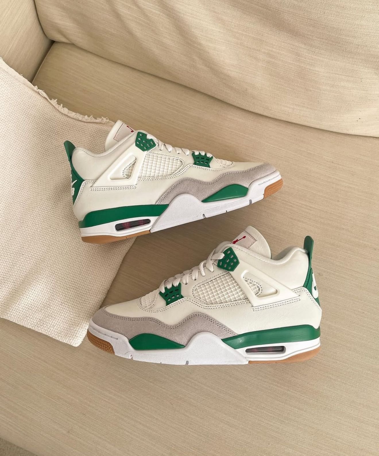 Nike Air Jordan 4 X SB Pine Green Semi UA