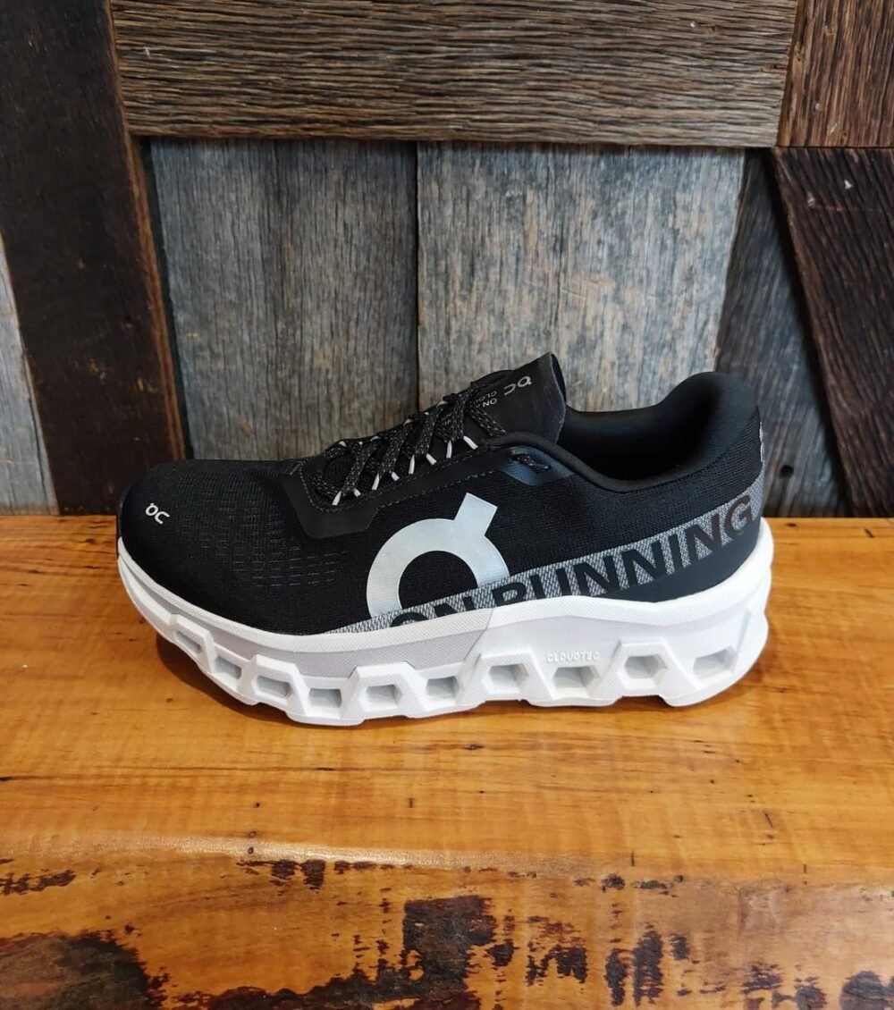 On Cloudmonster 2 Black Frost"