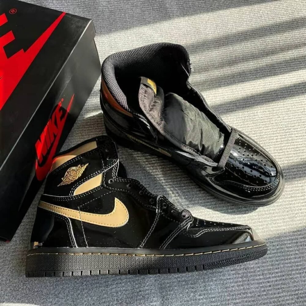 Nike Air Jordan 1 High Metallic Black Gold - Image 5
