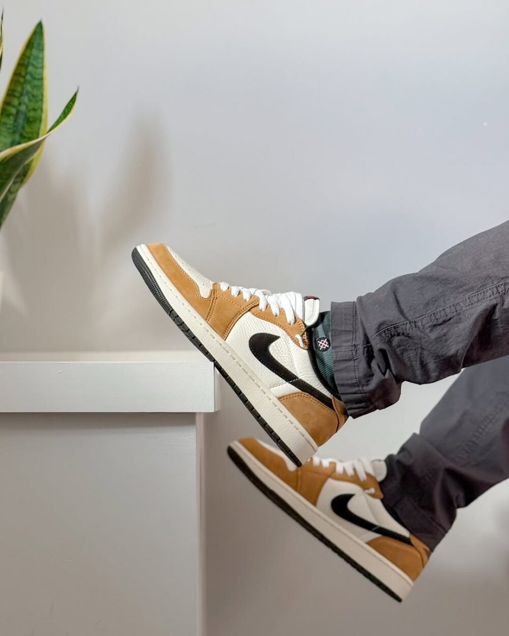 Nike Air Jordan 1 Low OG Rookie of the Year
