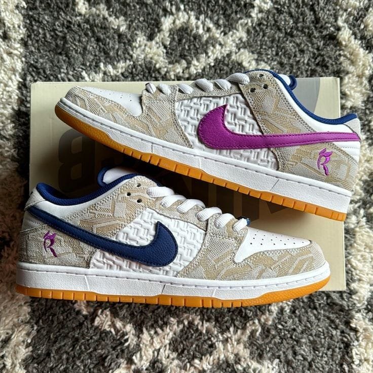 Nike Rayssa Leal x Dunk SB Low White - Image 2
