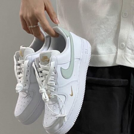 Nike Airforce 1 Low Mini Swoosh White Grey Gold