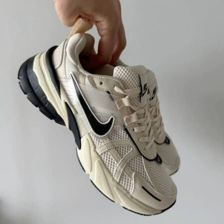 Nike V2K Run Light Beige Black