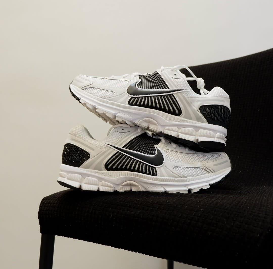 Nike Zoom Vomero 5 "Panda" - Image 6