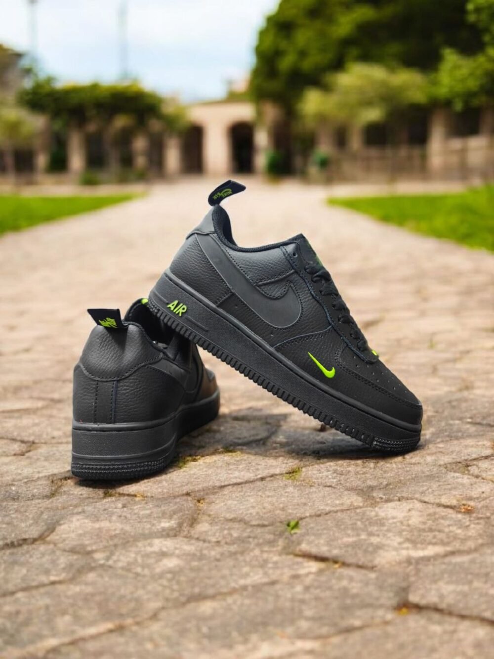 Nike airforce 1 low 07 Black Volt - Image 4