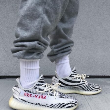 Adidass Yeezy Boost 350 V2 Zebra Semi UA With All Accessories