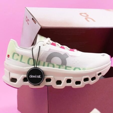On CLOUDMONSTER WOMEN WHITE/LIMA