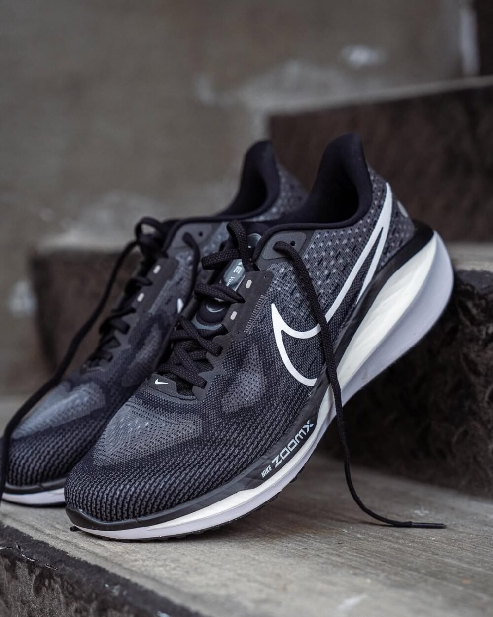 Nike Vomero 17 "Wide Black White"