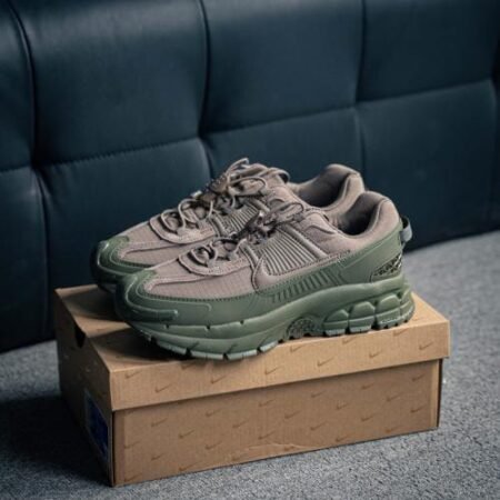 zoom vomero 5 roam mink brown medium olive