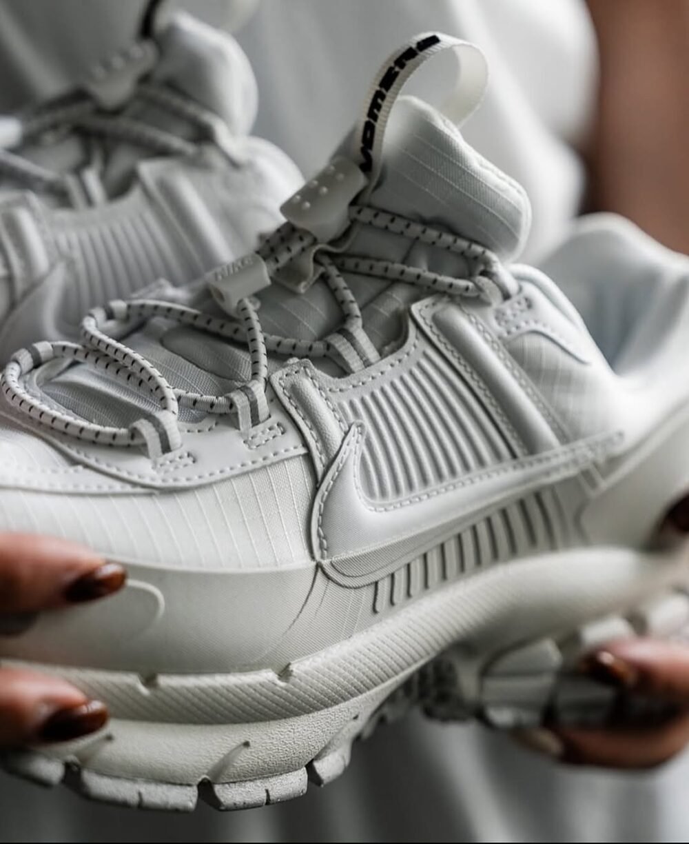 Nike Zoom Vomero 5 Roam Light Bone - Image 6