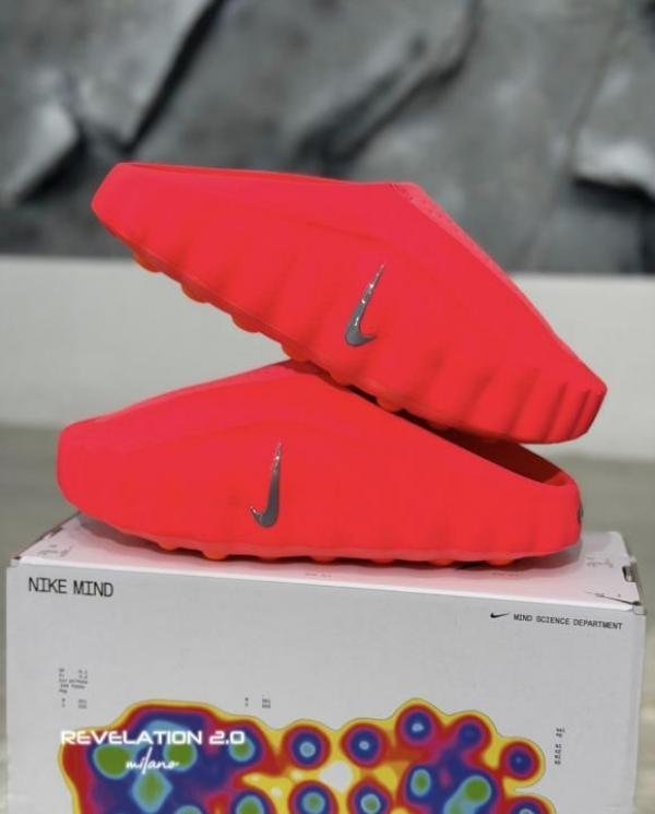 Nike Mind 001 Mules "Solar Red" - Image 2