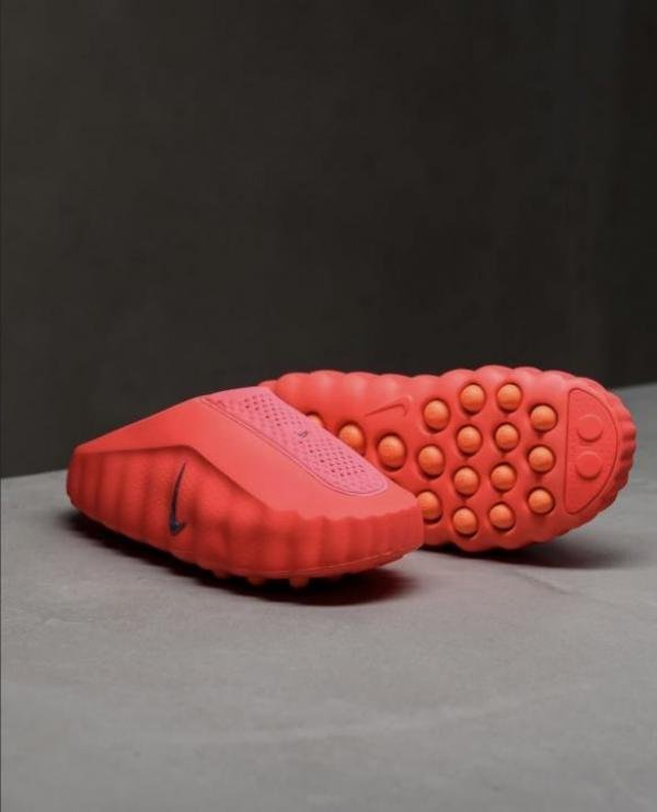 Nike Mind 001 Mules "Solar Red"