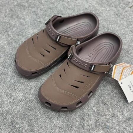 Croc Yukon vista Brown Clog 654